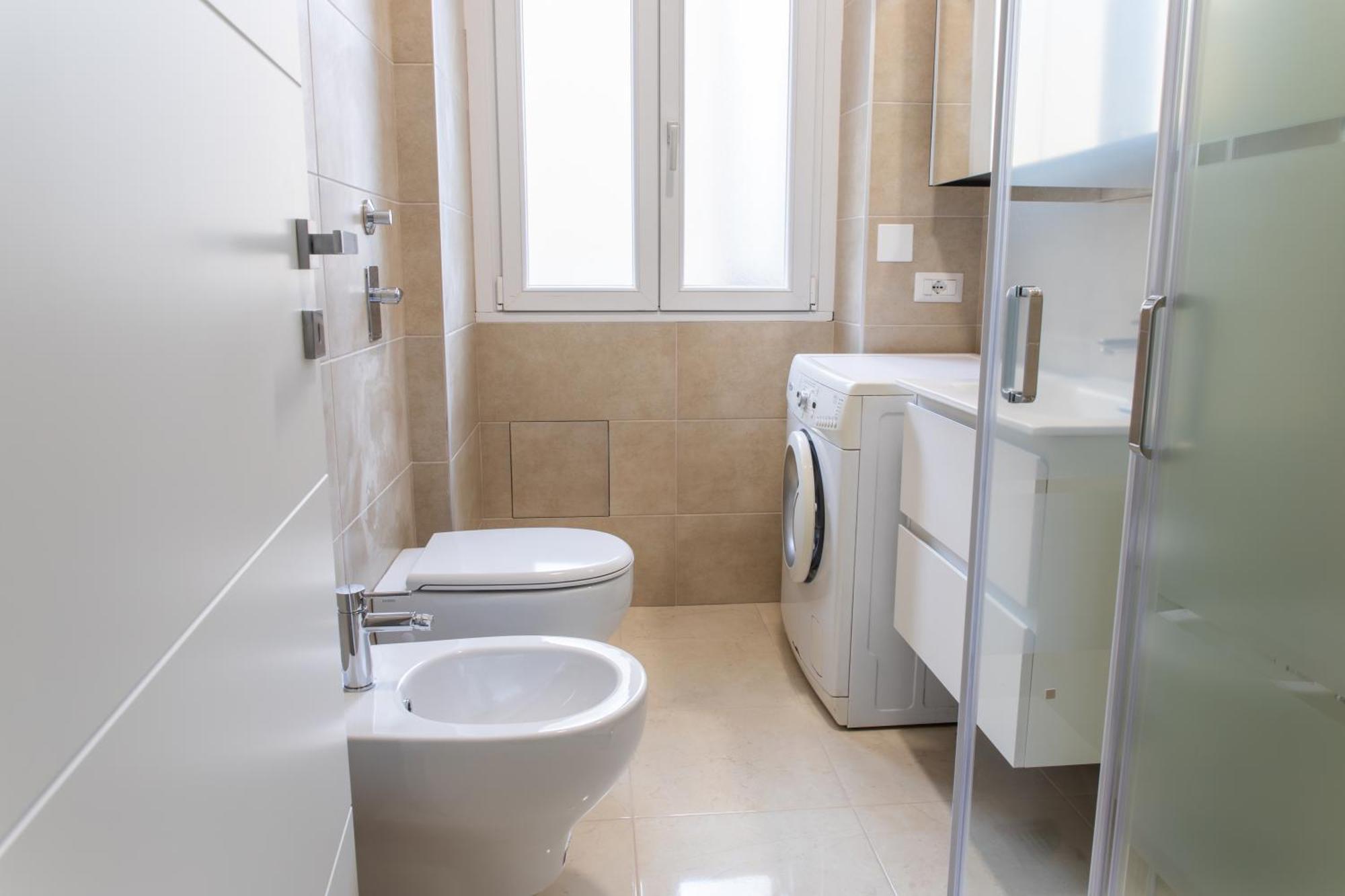Centrale Vicino Metro E Duomo, Con 2 Bagni E Aria Condizionata Apartment Mailand